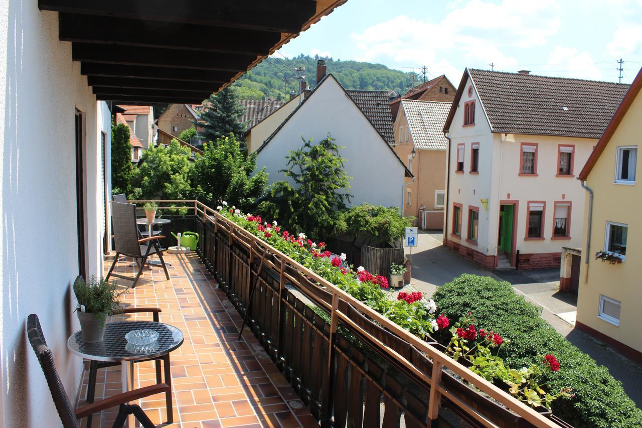 Gasthof Und Pension Zum Loewen Hirschberg an der Bergstrasse Экстерьер фото